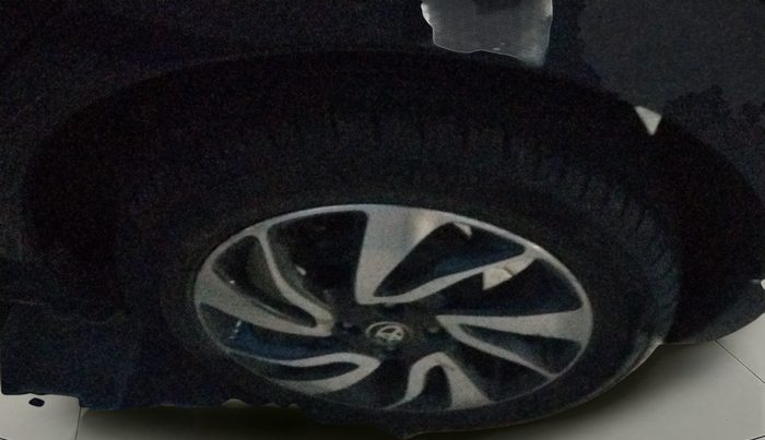 2020 Toyota Glanza G, Petrol, Manual, 44,842 km, tyre