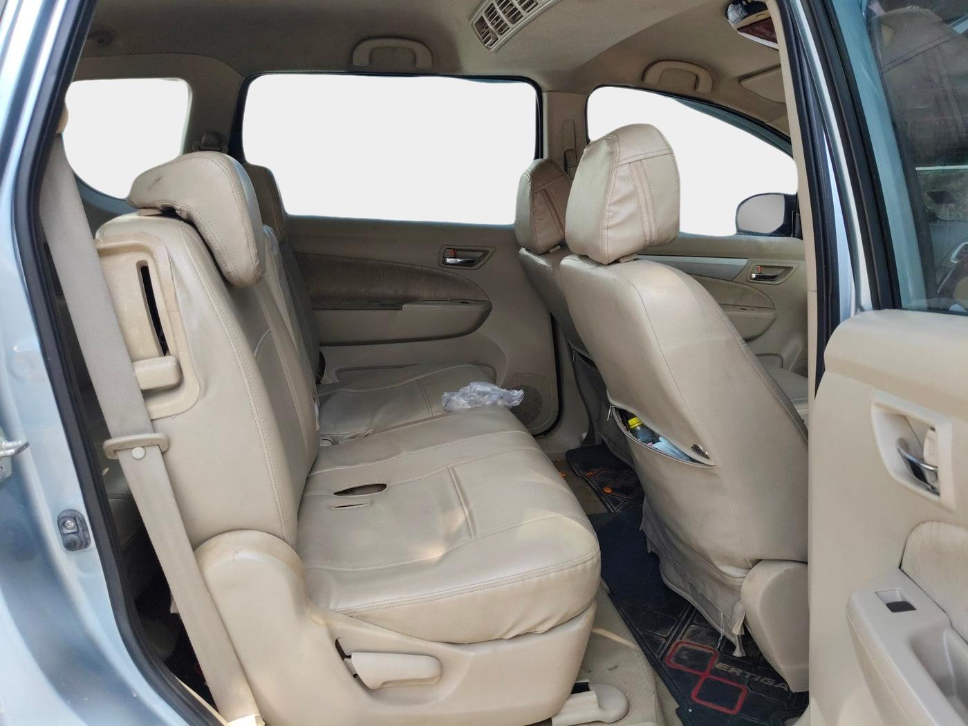 2015 Maruti Ertiga VDI, Diesel, Manual, 1,04,000 km, interior