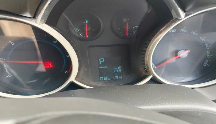 2010 Chevrolet Cruze LTZ AT, Diesel, Automatic, 1,32,944 km, interior