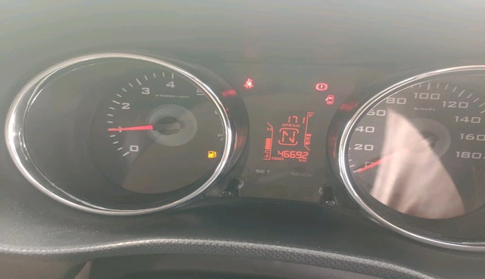 2017 Mahindra TUV300 T8, Diesel, Manual, 46,692 km, interior