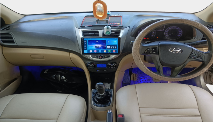 2012 Hyundai Verna FLUIDIC 1.6 CRDI SX, Diesel, Manual, 1,22,507 km, interior