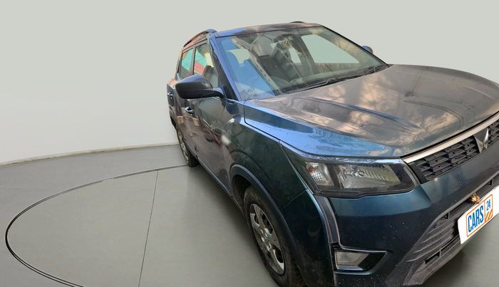 2019 Mahindra XUV300 W6 1.5 DIESEL, Diesel, Manual, 3,32,342 km, exterior