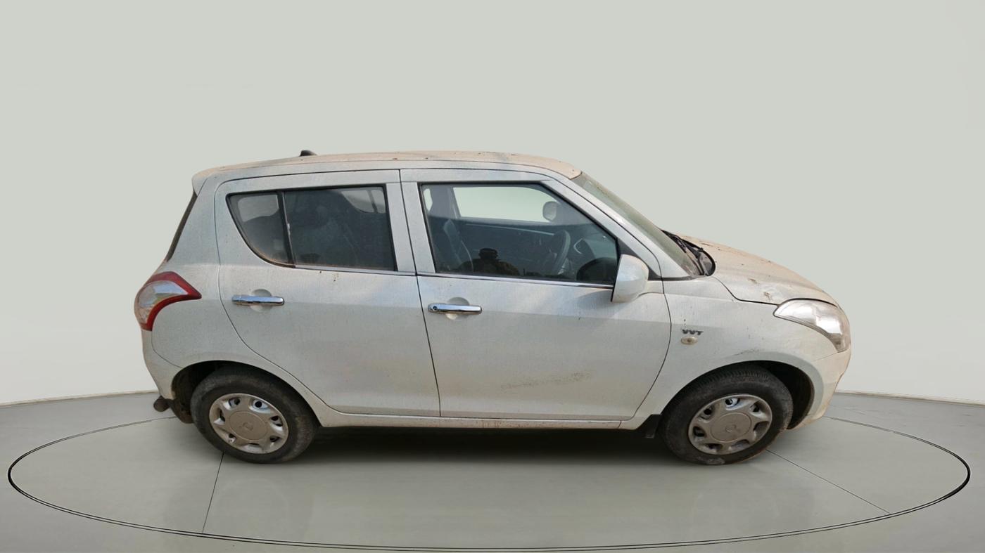 2017 Maruti Swift LXI (O), Petrol, Manual, 98,604 km, exterior