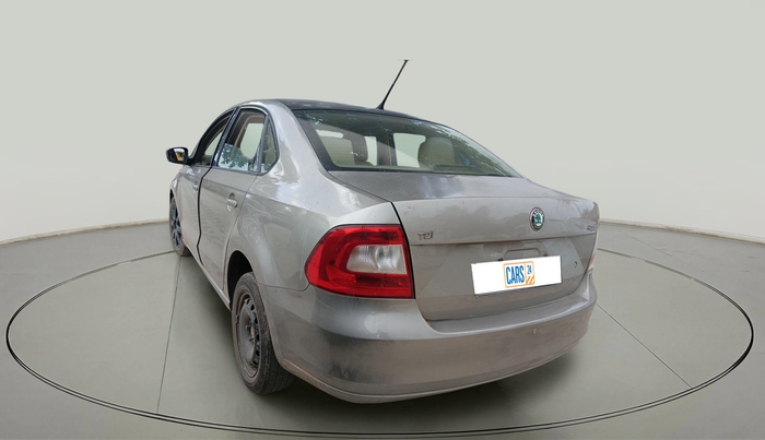 2012 Skoda Rapid AMBITION 1.6 TDI CR MT, Diesel, Manual, 1,61,332 km, exterior