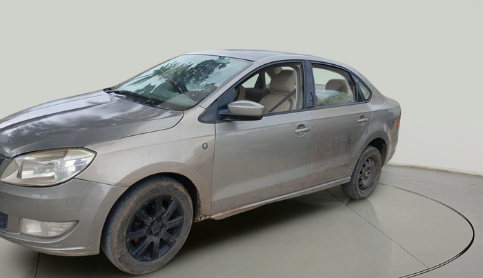 2012 Skoda Rapid AMBITION 1.6 TDI CR MT, Diesel, Manual, 1,61,332 km, exterior