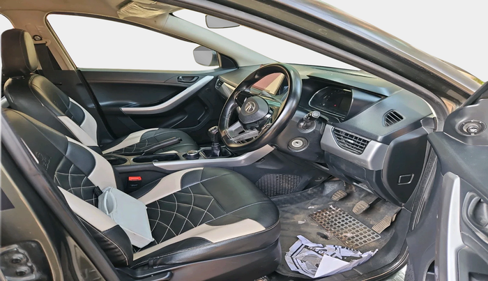 2023 Tata NEXON XM PETROL, Petrol, Manual, 75,186 km, interior