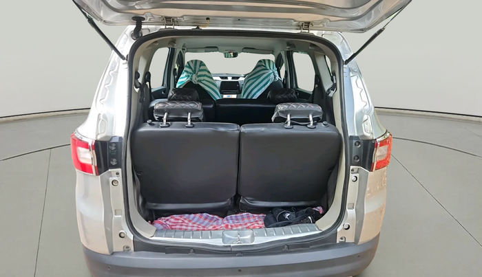 2020 Renault TRIBER RXZ, Petrol, Manual, 1,04,086 km, exterior