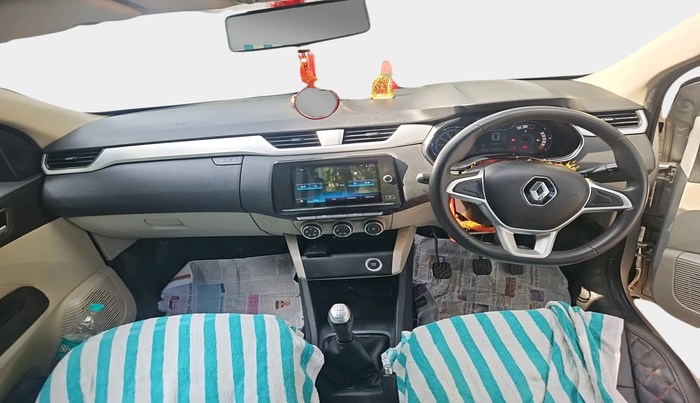 2020 Renault TRIBER RXZ, Petrol, Manual, 1,04,086 km, interior