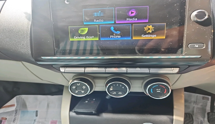 2020 Renault TRIBER RXZ, Petrol, Manual, 1,04,086 km, interior