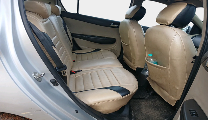 2014 Hyundai i20 ASTA 1.2, Petrol, Manual, 1,58,559 km, interior