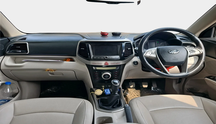 2021 Mahindra XUV300 W8 (O) 1.2 PETROL, Petrol, Manual, 79,653 km, interior