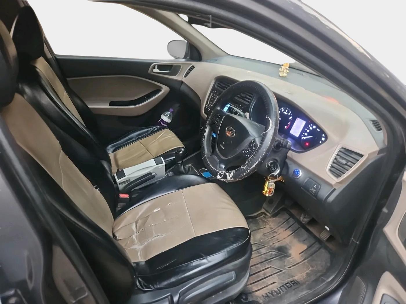 2016 Hyundai Elite i20 SPORTZ 1.2, Petrol, Manual, 45,252 km, interior