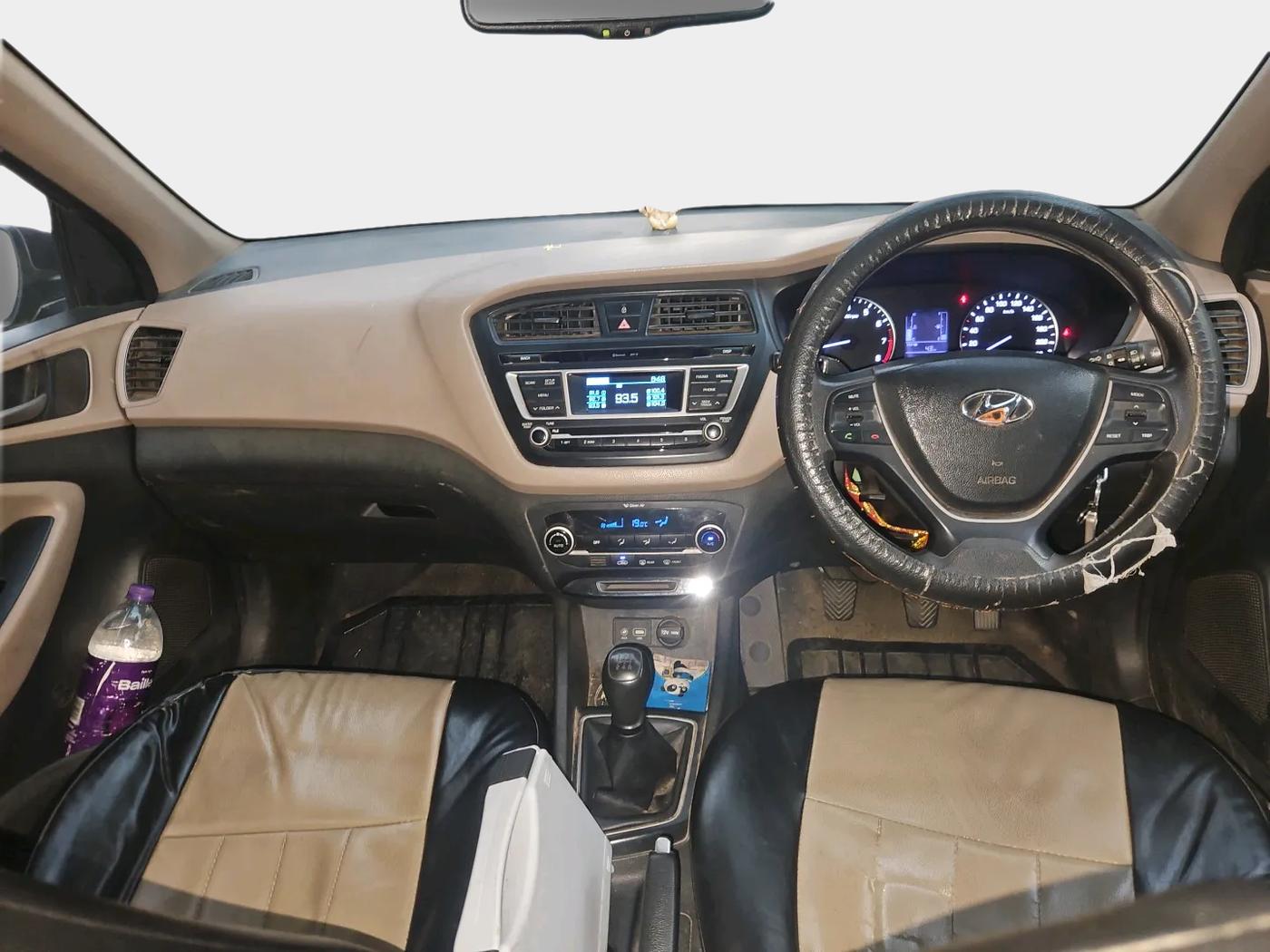 2016 Hyundai Elite i20 SPORTZ 1.2, Petrol, Manual, 45,252 km, interior