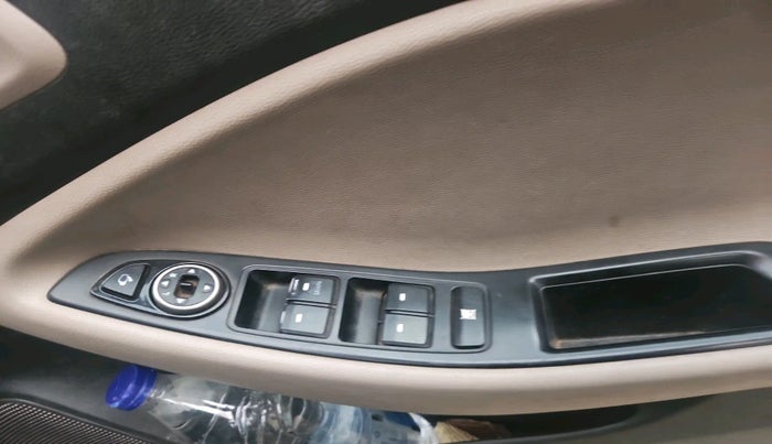 2016 Hyundai Elite i20 SPORTZ 1.2, Petrol, Manual, 45,252 km, interior