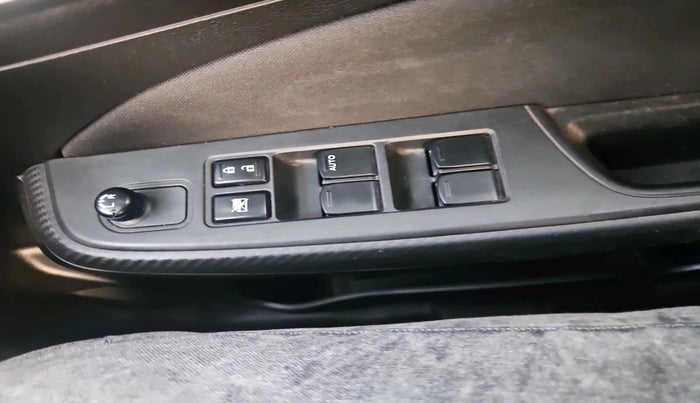 2021 Maruti Swift VXI, Petrol, Manual, 16,226 km, interior