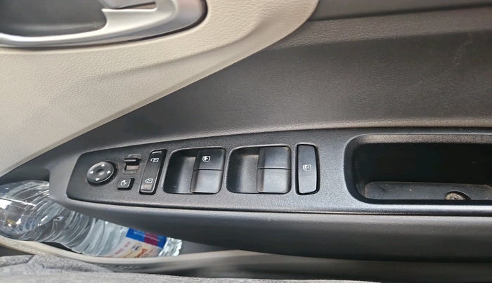 2020 Hyundai AURA SX 1.2, Petrol, Manual, 46,758 km, interior