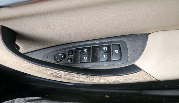 2018 BMW X1 sDrive 20d x Line, Diesel, Automatic, 69,574 km, interior