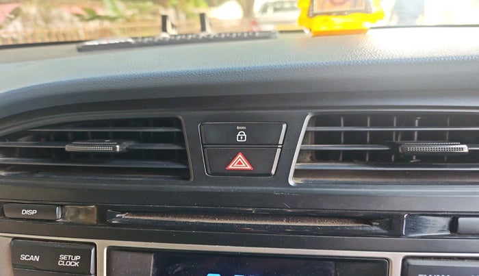 2015 Hyundai i20 Active 1.4 SX, Diesel, Manual, 77,049 km, interior