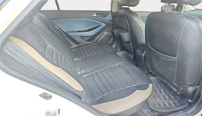 2015 Hyundai i20 Active 1.4 SX, Diesel, Manual, 77,049 km, interior