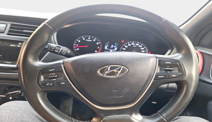 2019 Hyundai Elite i20 SPORTZ PLUS 1.2 DUAL TONE, Petrol, Manual, 49,502 km, interior