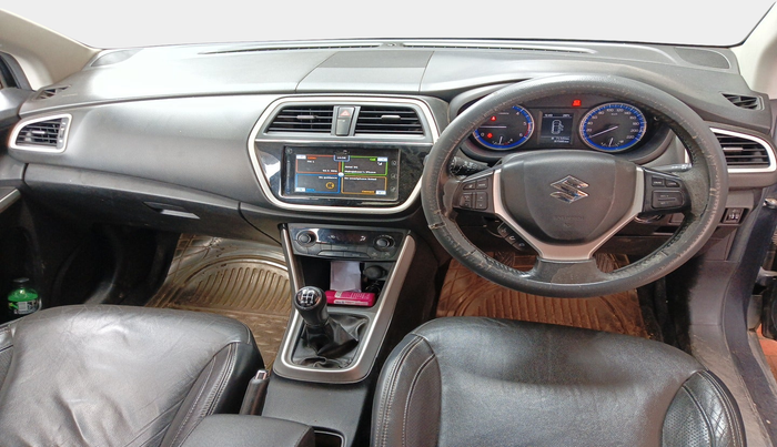 2015 Maruti S Cross ALPHA 1.3, Diesel, Manual, 87,585 km, interior