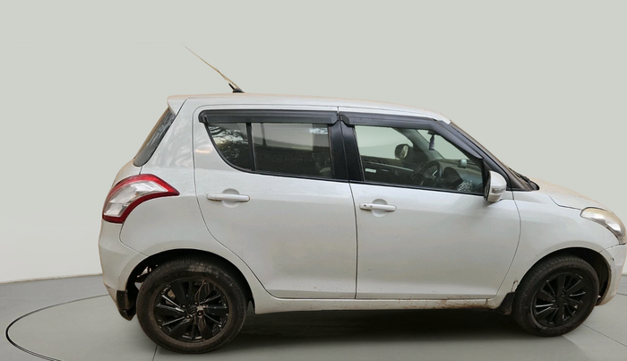 2017 Maruti Swift ZXI, Petrol, Manual, 1,35,058 km, exterior