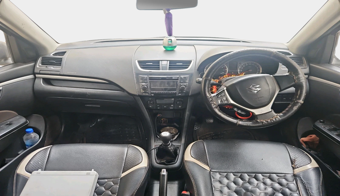 2017 Maruti Swift ZXI, Petrol, Manual, 1,35,058 km, interior