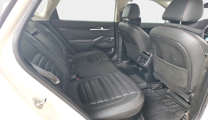 2021 KIA SELTOS GTX PLUS AT 1.5 DIESEL, Diesel, Automatic, 1,09,028 km, interior