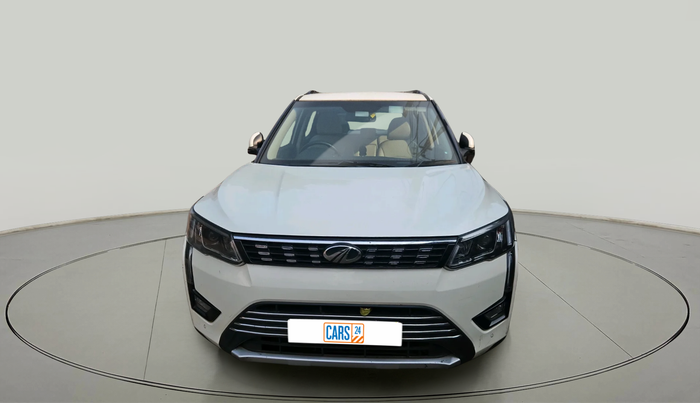 2022 Mahindra XUV300 W8 (O) 1.5 DIESEL, Diesel, Manual, 72,464 km, exterior