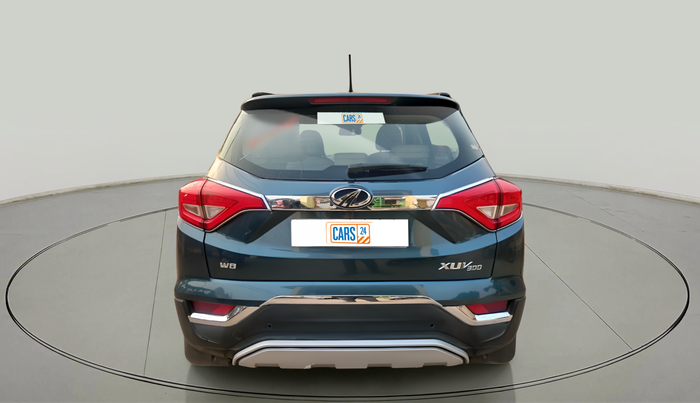 2022 Mahindra XUV300 W8 (O) 1.2 PETROL, Petrol, Manual, 56,354 km, exterior