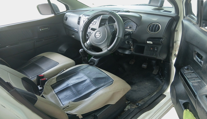 2016 Maruti Wagon R Stingray VXI, Petrol, Manual, 1,23,517 km, interior