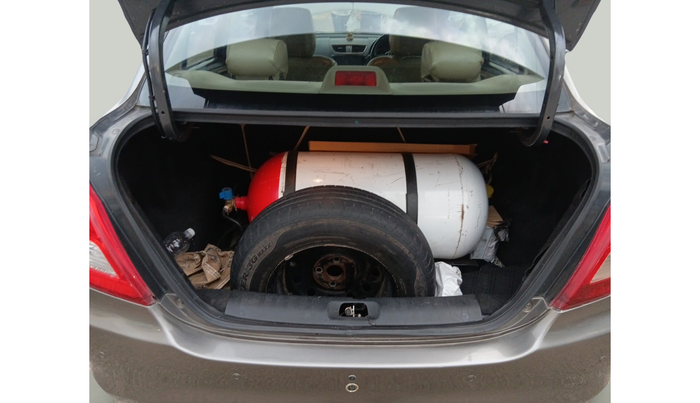 2016 Maruti Swift Dzire VXI, Petrol, Manual, 1,09,189 km, exterior