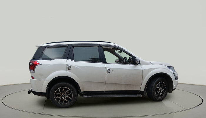 2021 Mahindra XUV500 W7, Diesel, Manual, 1,11,646 km, exterior