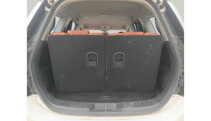 2021 Mahindra XUV500 W7, Diesel, Manual, 1,11,646 km, exterior