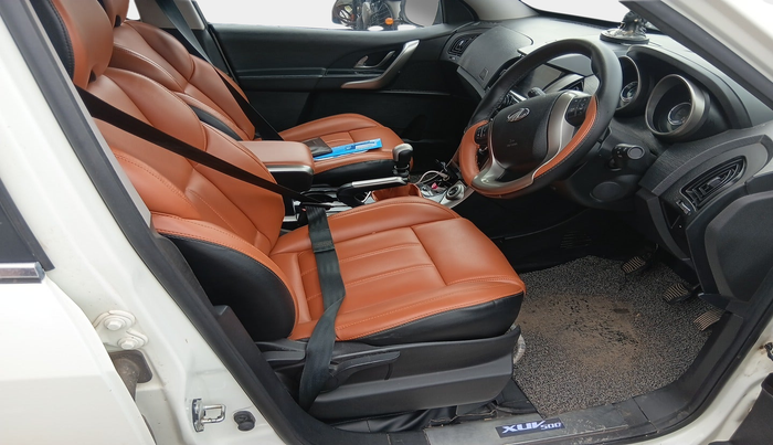 2021 Mahindra XUV500 W7, Diesel, Manual, 1,11,646 km, interior