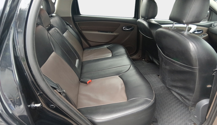 2016 Renault Duster 85 PS RXZ DIESEL, Diesel, Manual, 88,532 km, interior