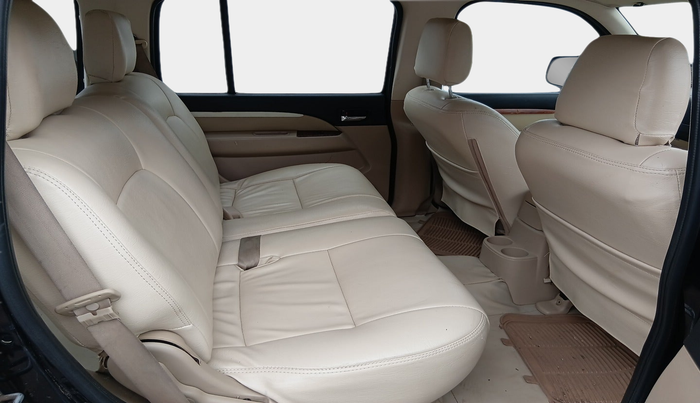 2011 Ford Endeavour 3.0L 4X4 AT, Diesel, Automatic, 1,34,770 km, interior