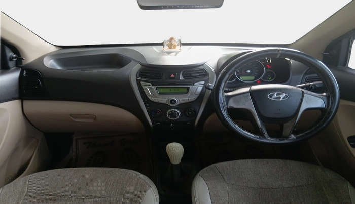 2015 Hyundai Eon SPORTZ, Petrol, Manual, 80,253 km, interior