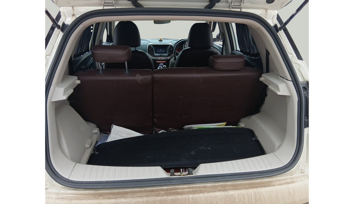 2023 Mahindra XUV300 W8 1.5 DIESEL, Diesel, Manual, 91,991 km, exterior