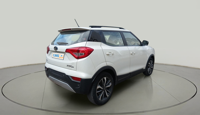 2021 Mahindra XUV300 W8 (O) 1.5 DIESEL, Diesel, Manual, 1,16,715 km, exterior
