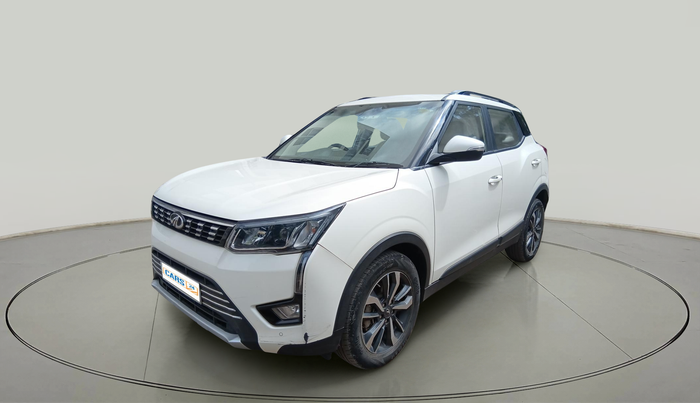 2021 Mahindra XUV300 W8 (O) 1.5 DIESEL, Diesel, Manual, 1,16,715 km, exterior