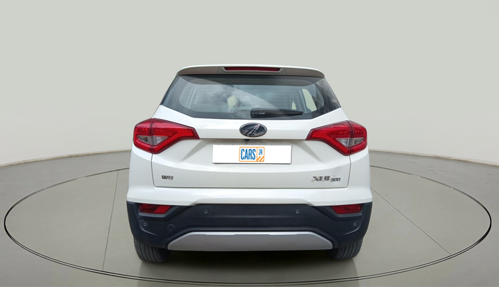 2021 Mahindra XUV300 W8 (O) 1.5 DIESEL, Diesel, Manual, 1,16,715 km, exterior