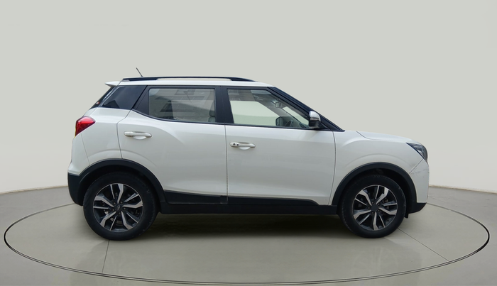 2021 Mahindra XUV300 W8 (O) 1.5 DIESEL, Diesel, Manual, 1,16,715 km, exterior