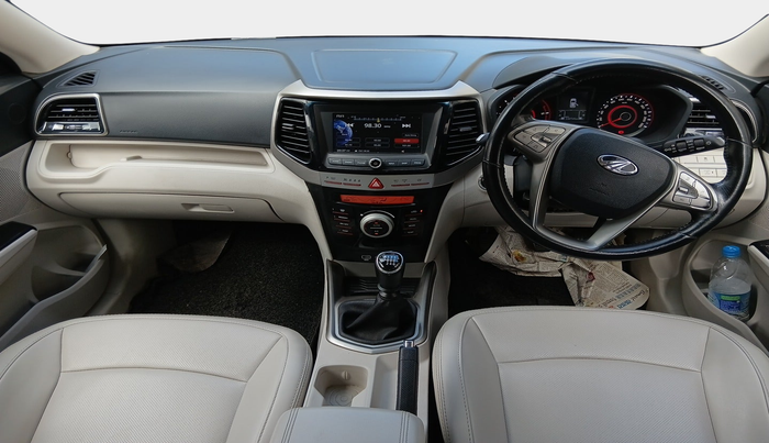 2021 Mahindra XUV300 W8 (O) 1.5 DIESEL, Diesel, Manual, 1,16,715 km, interior