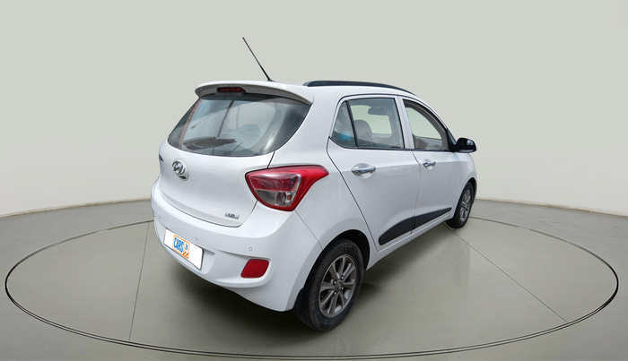 2015 Hyundai Grand i10 SPORTZ 1.2 KAPPA VTVT, Petrol, Manual, 1,11,480 km, exterior