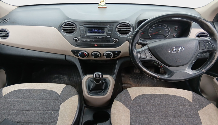 2015 Hyundai Grand i10 SPORTZ 1.2 KAPPA VTVT, Petrol, Manual, 1,11,480 km, interior