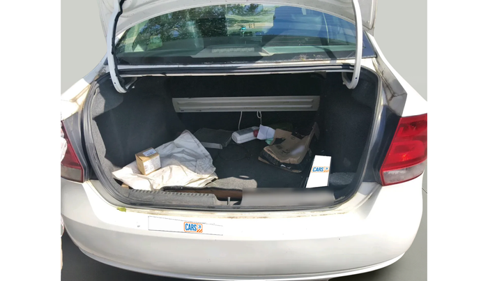 2011 Volkswagen Vento HIGHLINE DIESEL 1.6, Diesel, Manual, 1,24,240 km, exterior