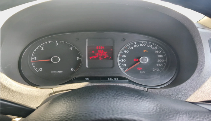 2011 Volkswagen Vento HIGHLINE DIESEL 1.6, Diesel, Manual, 1,24,240 km, interior