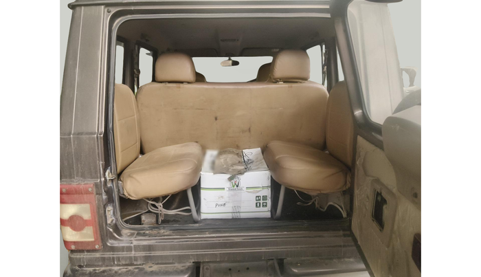 2012 Mahindra Bolero ZLX BS-III, Diesel, Manual, 4,07,304 km, exterior
