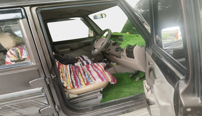 2012 Mahindra Bolero ZLX BS-III, Diesel, Manual, 4,07,304 km, interior